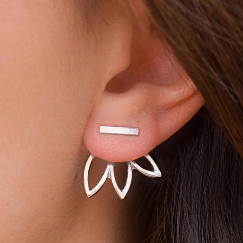 ⚜️𝟯𝟬%𝗢𝗙𝗙 𝗯𝘂𝗻𝗱𝗹𝗲𝘀 𝟯+⚜️ NEW Lotus Minimalist Jacket Earrings - Picture 5 of 14